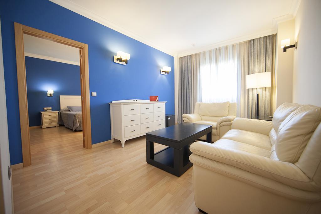 Acosta Centro Hotel 4*
