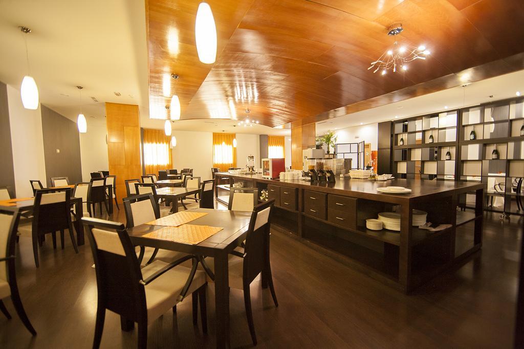 Acosta Centro Hotel 4*