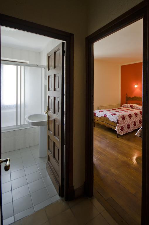 Guest house Ayestaran I *