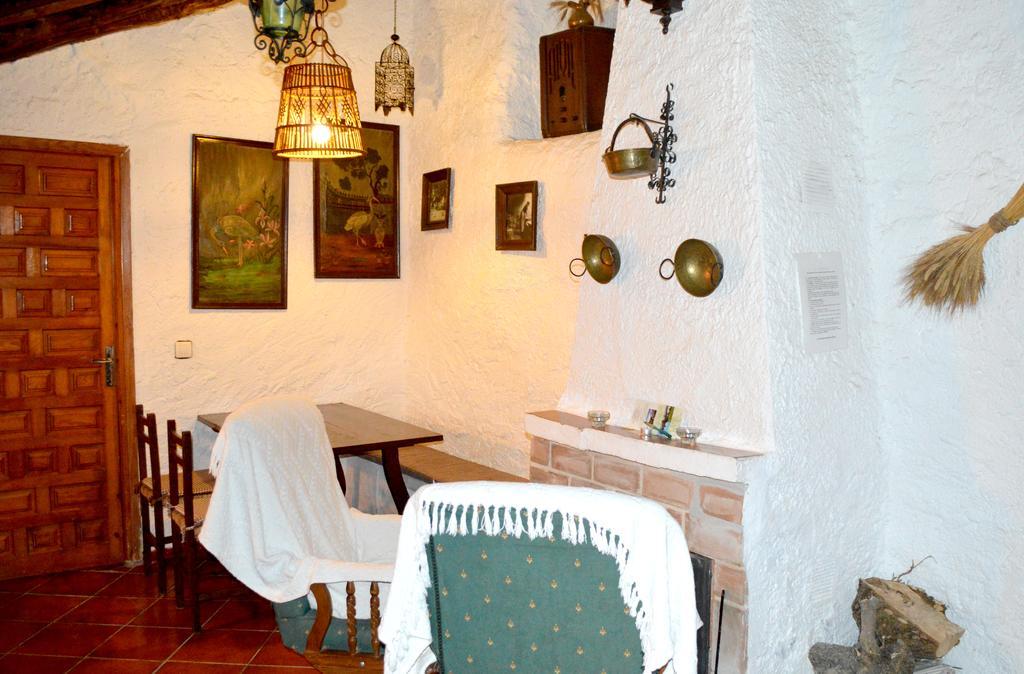 Cortijo Pulgarin Bajo Villa *