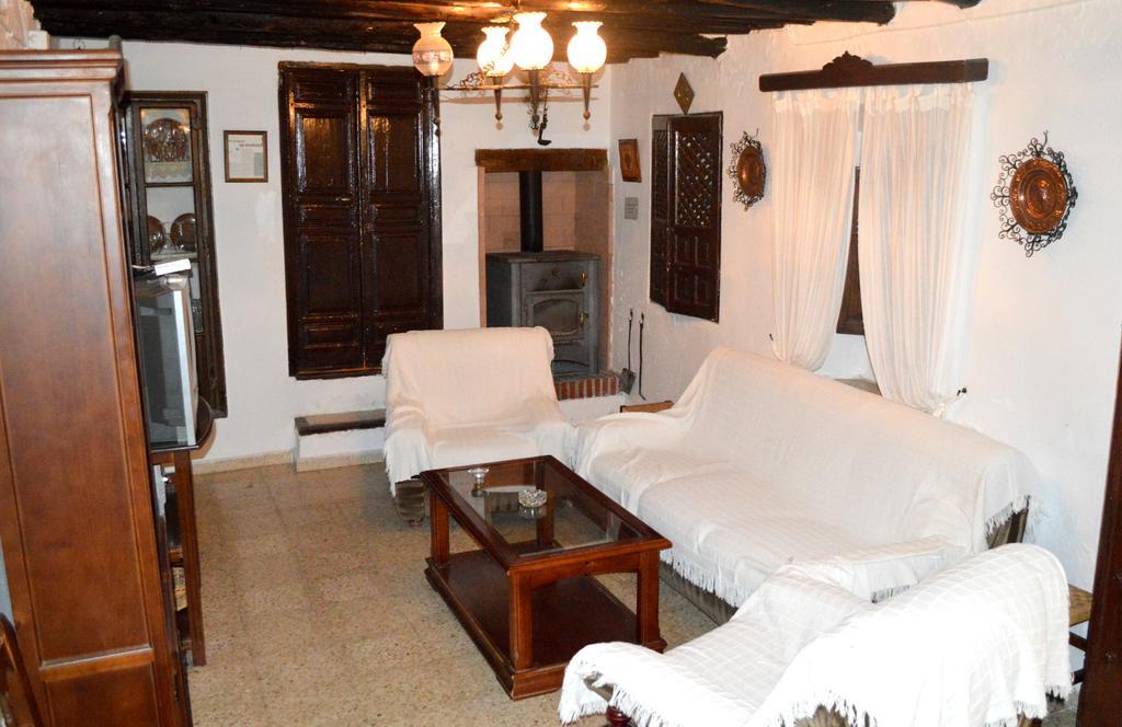 Cortijo Pulgarin Bajo Alfarnatejo