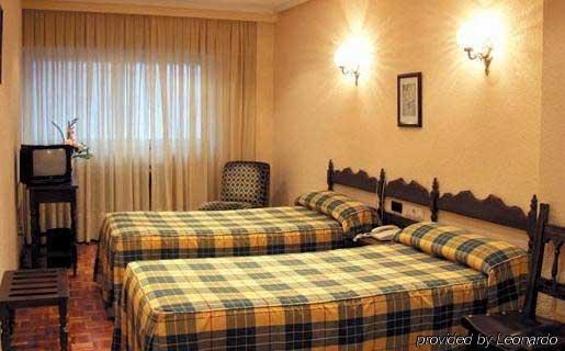 Hotel Castellano Centro