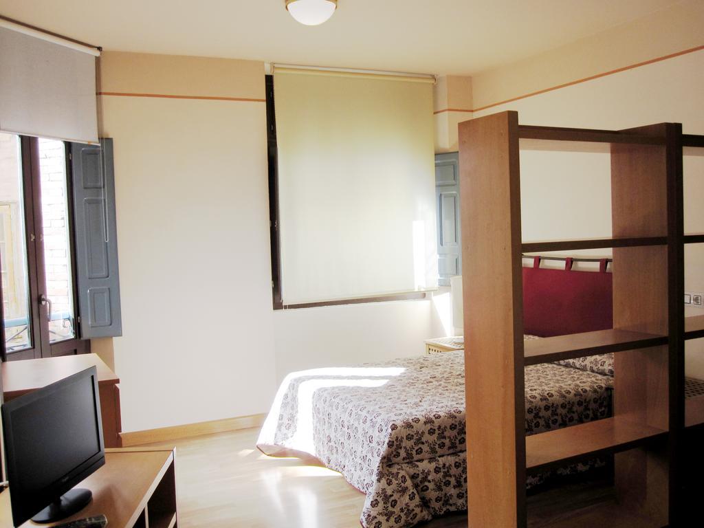 Legazpi Apartment *