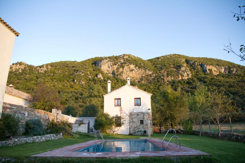 Hotel El Vihuelo 3*