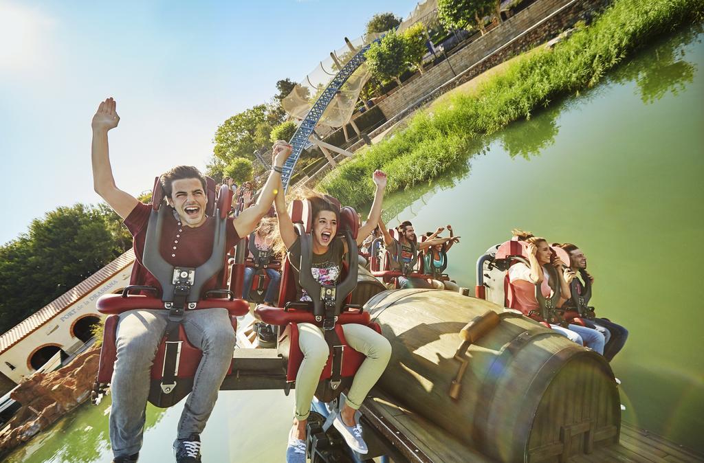 Portaventura Caribe: Unlimited Park Access & Ferrari Land Entry Hotel 4*