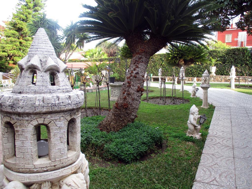 Hotel Gines Gines