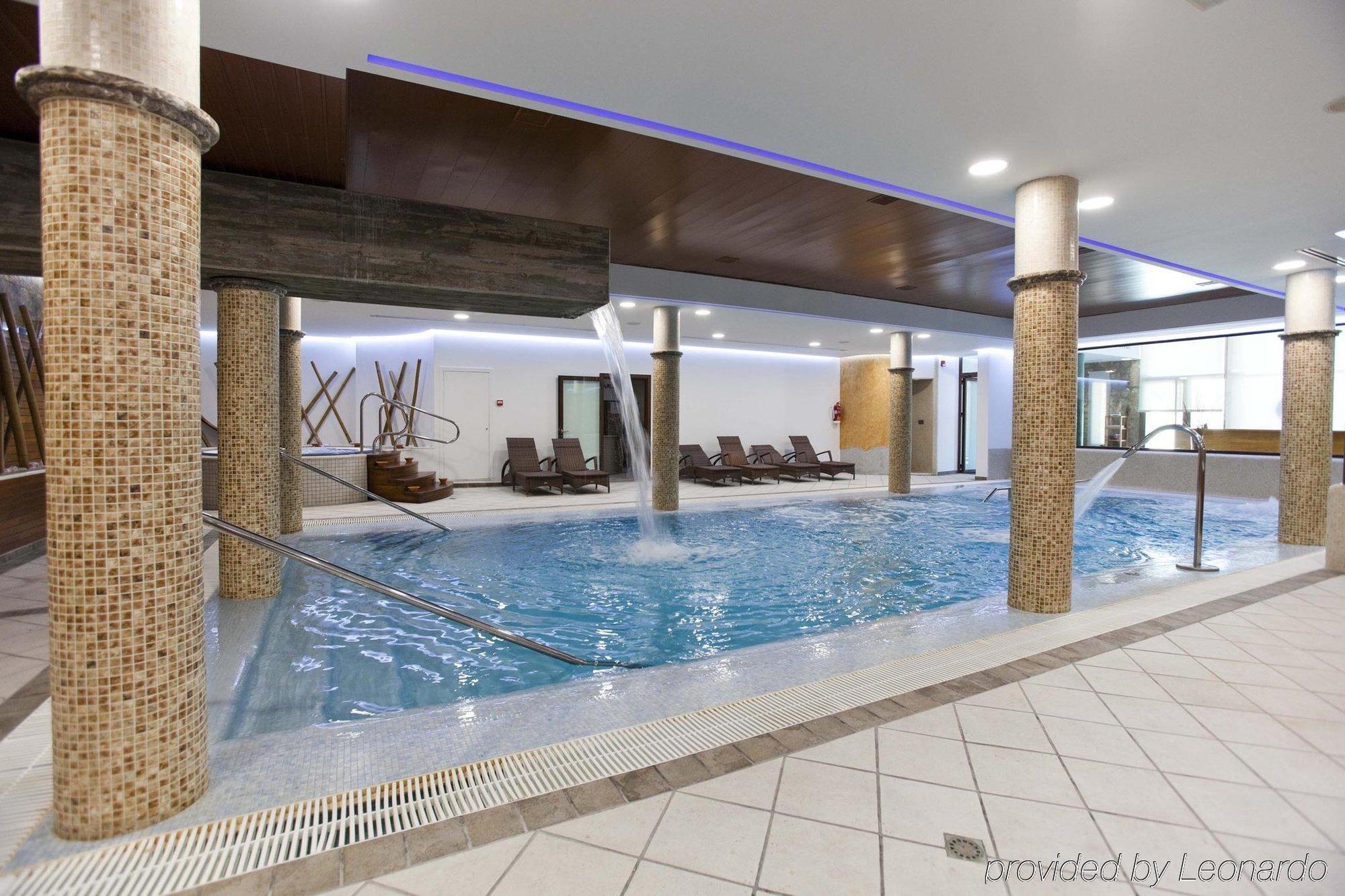 Hospes Palacio De Arenales & Hotel 5*