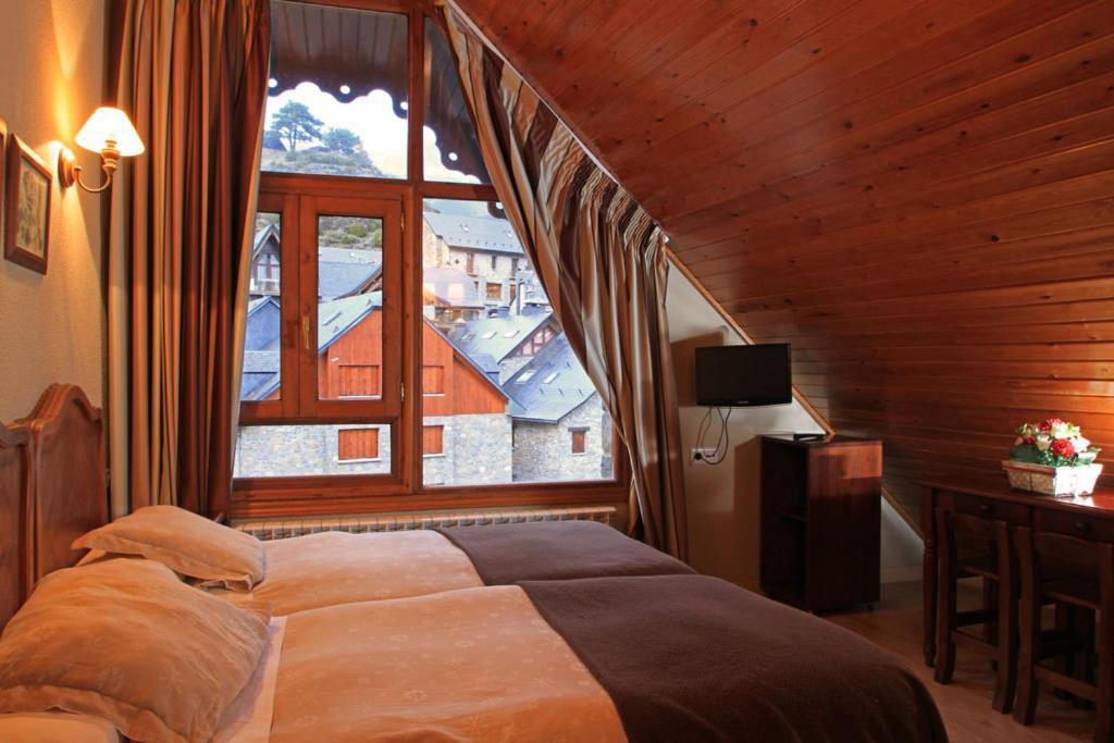 Hotel-aparthotel El Reyno Sallent De Gallego