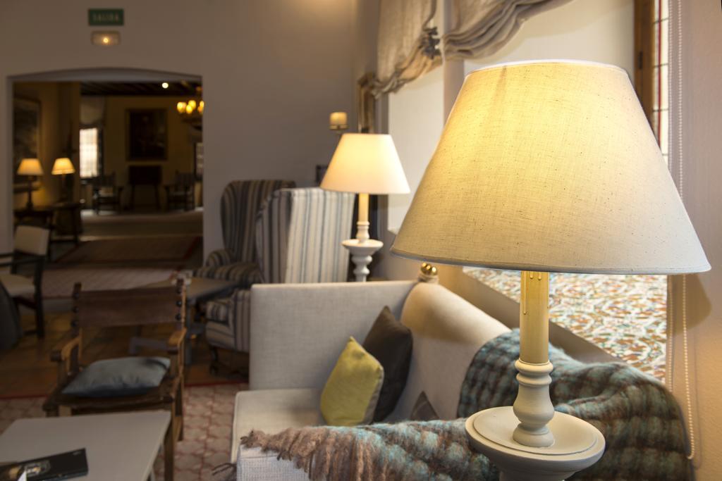 Hotel De 4*