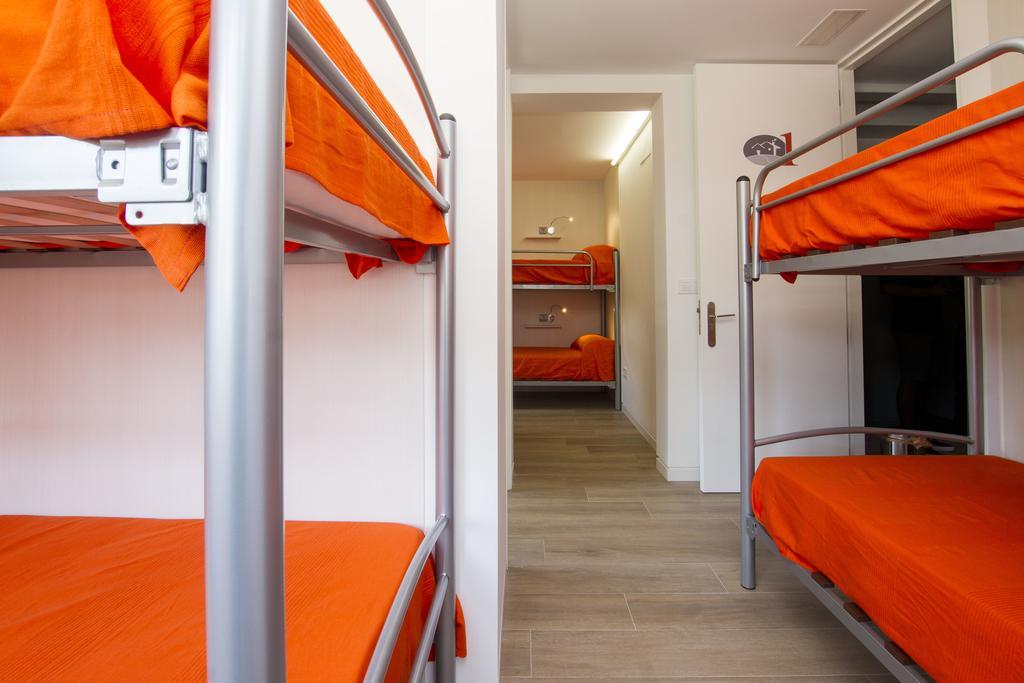 Aterpetxea Hostal *