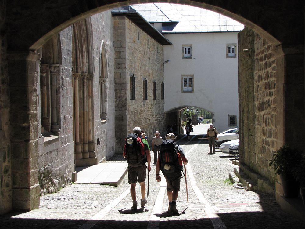 Hotel Hotel Roncesvalles 3*