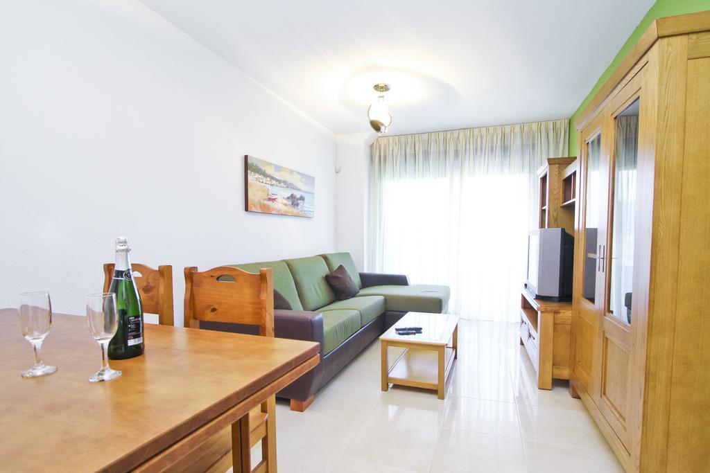 J Tramuntana Planet Costa Dorada Apartment *