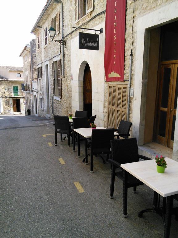 Tramuntana Suites Bed and breakfast