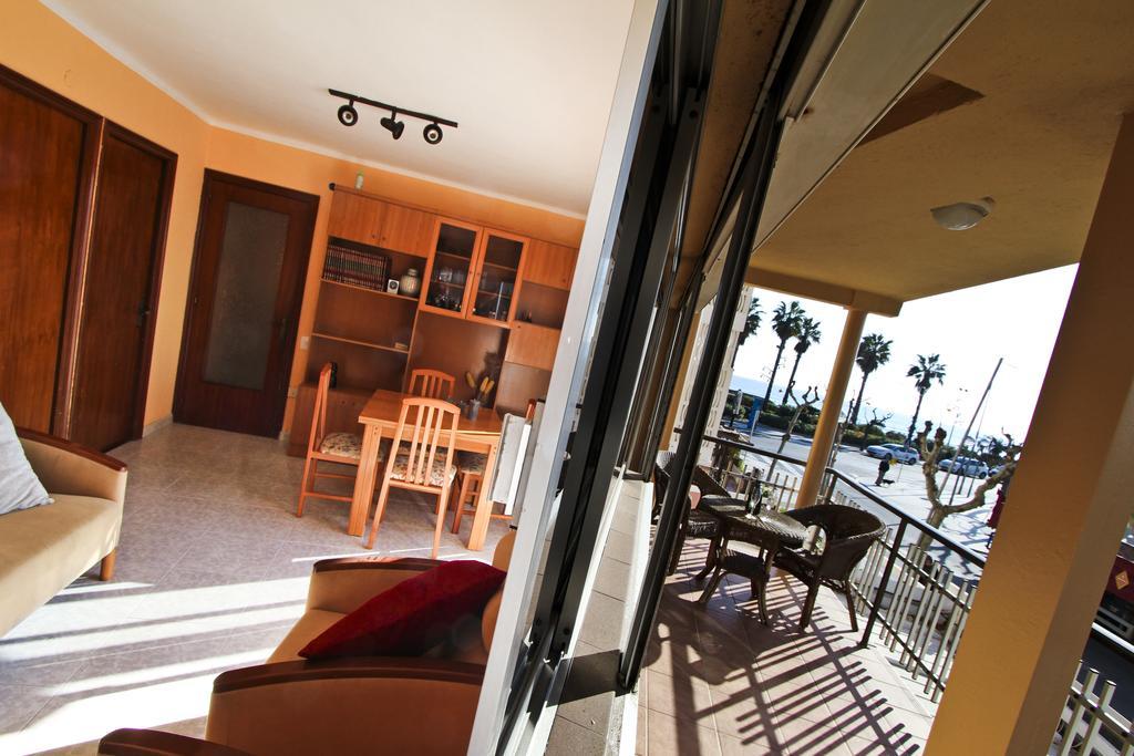 Cristobal Planet Costa Dorada Apartamento
