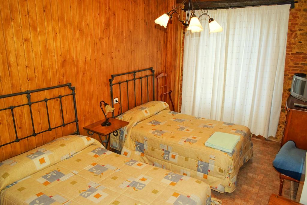 Rural La Buhardilla Hostal Barruecopardo