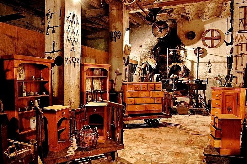 La Fabrica *