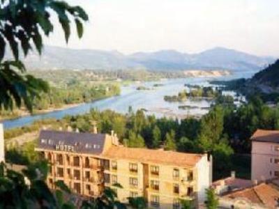 Dos Rios 3*