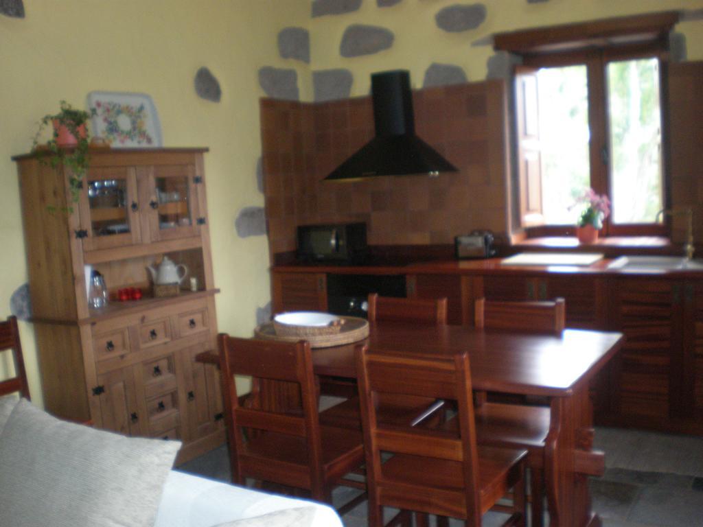 Casa Rural Las Caldereras Country house *