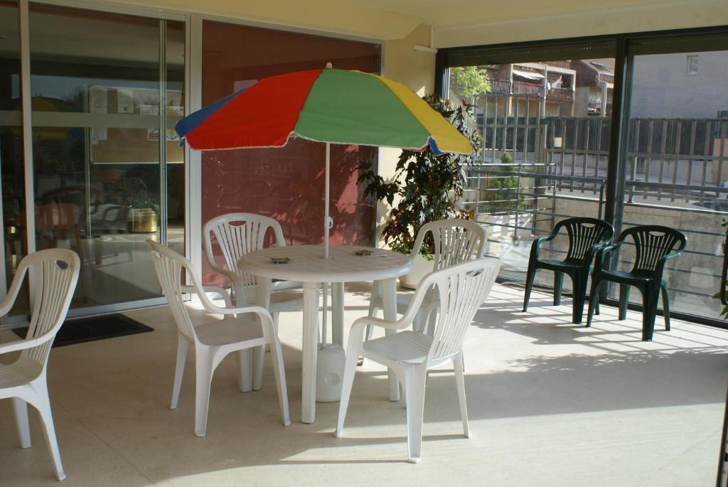 Residencia Batuecas Guest house