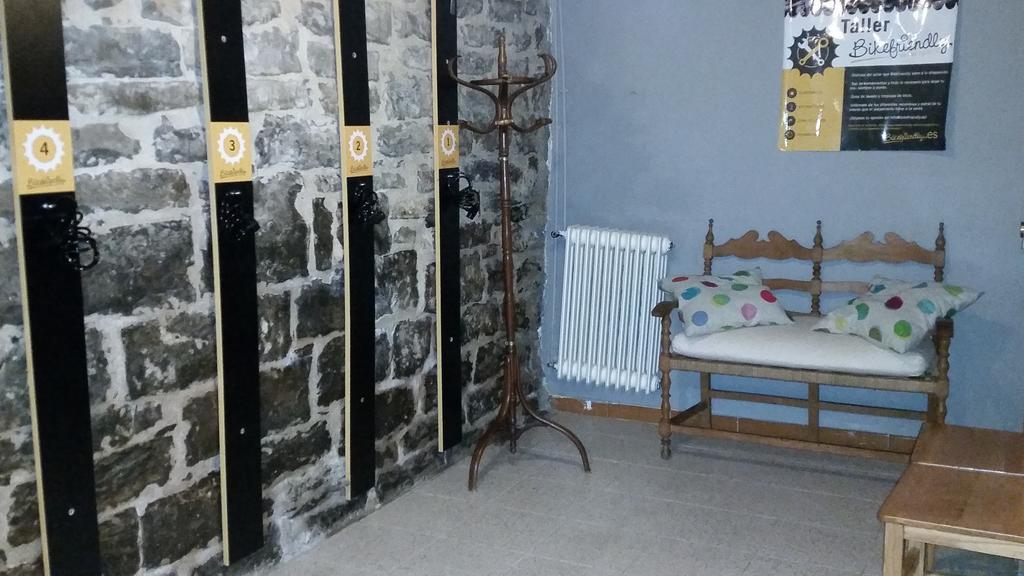 Hostal Armaia Artepea Urzainqui