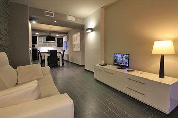 Apartment Lagaya & *