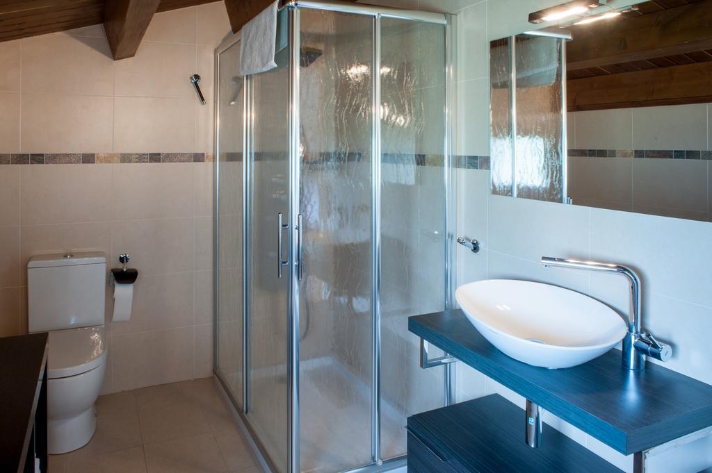 Country house Mas La Riera Campdevanol