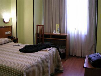 Hotel Santa Clara *