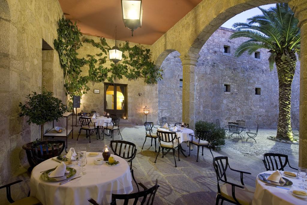Hotel De 4*