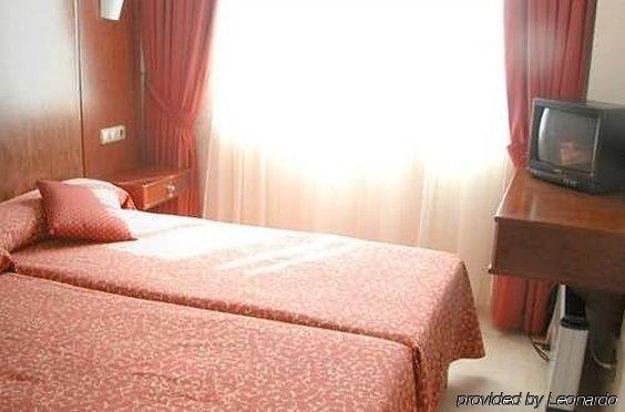 Nch Hotel 2*