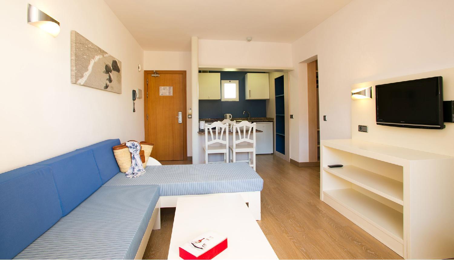 Apartahotel Aquasol 3*