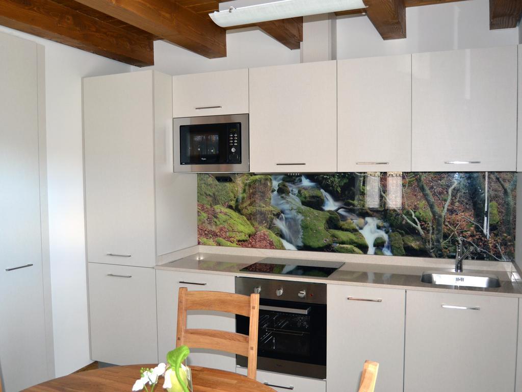 Alojamientos Rurales Apezarena Apartment Izalzu