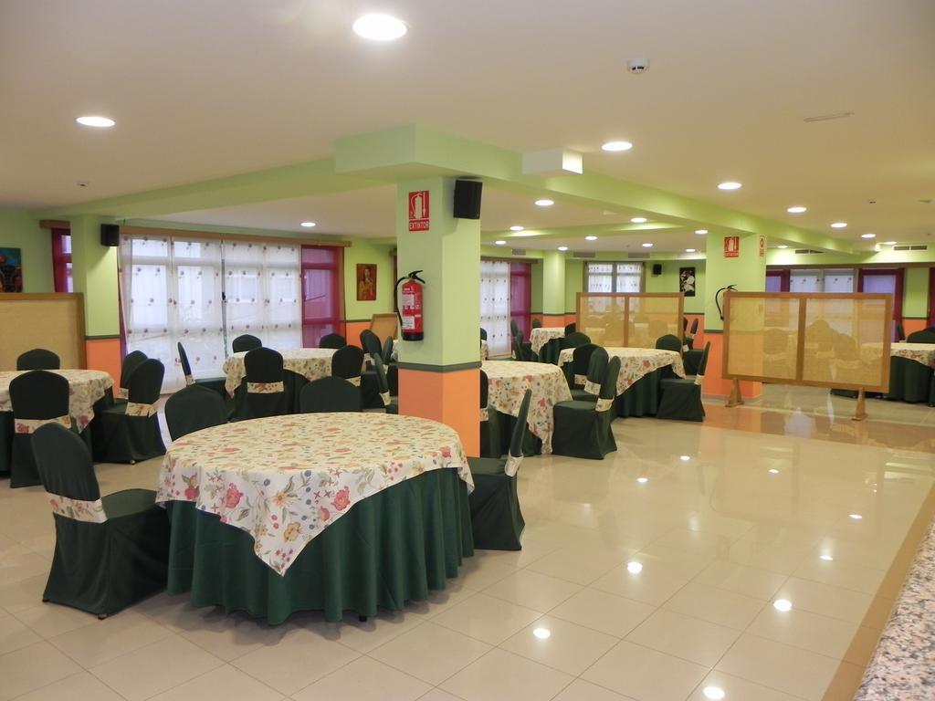 Hotel Restaurante Pizzeria Abc Laracha