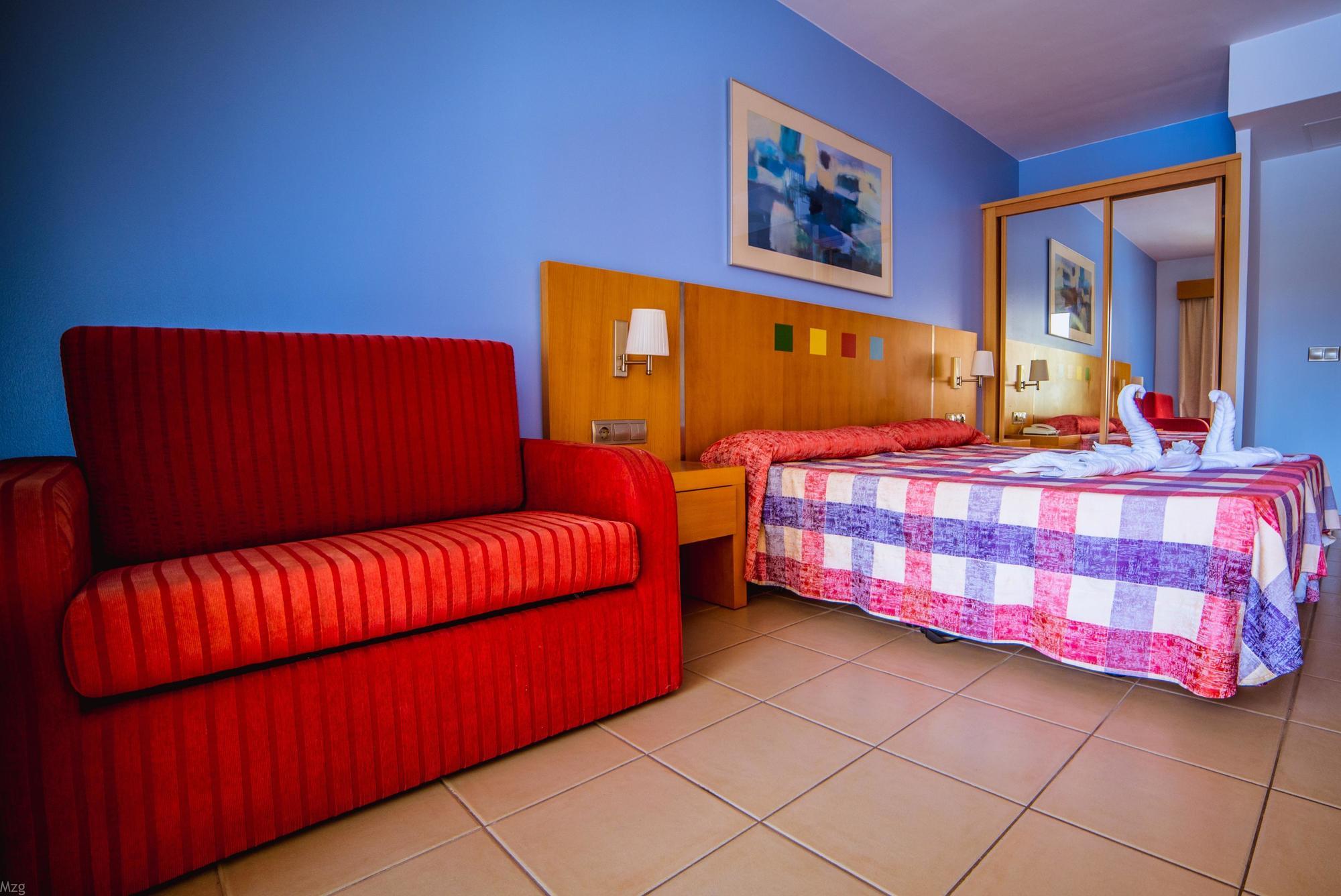 Hotel Chatur Costa Caleta 3*