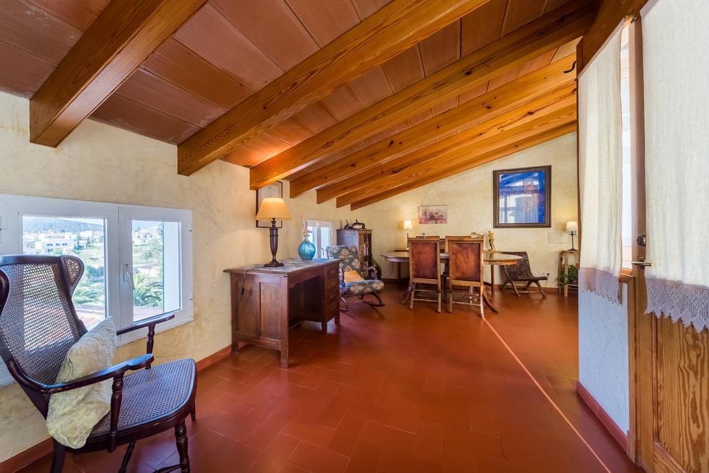 S'engolidor Country house Santo Tomas