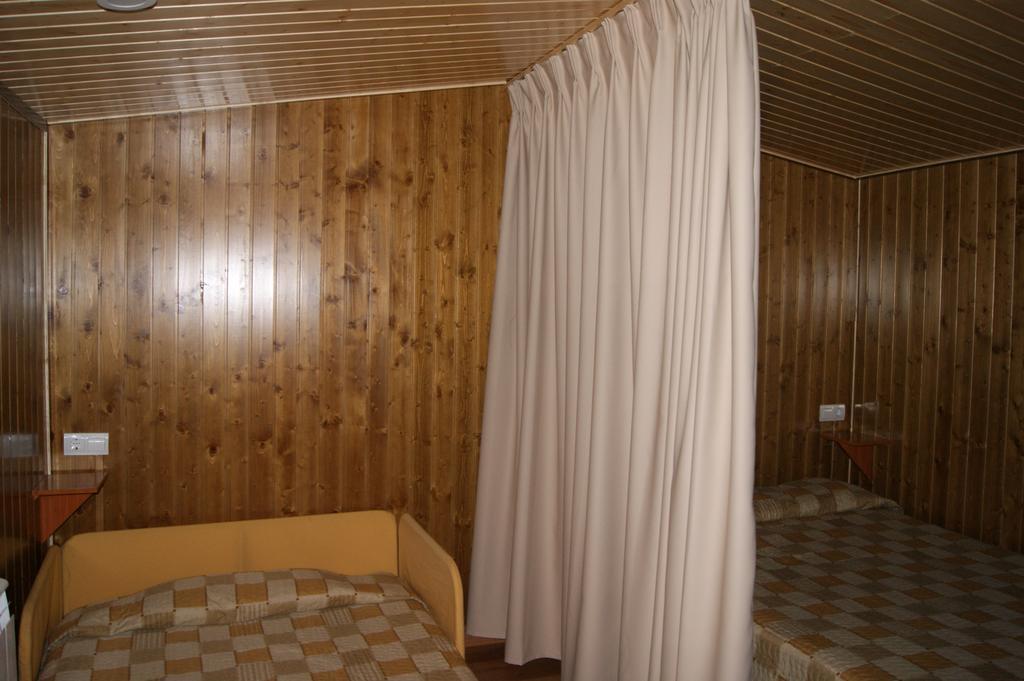 Holiday park Cabanas Maleixas El Puente (Castile and Leon)