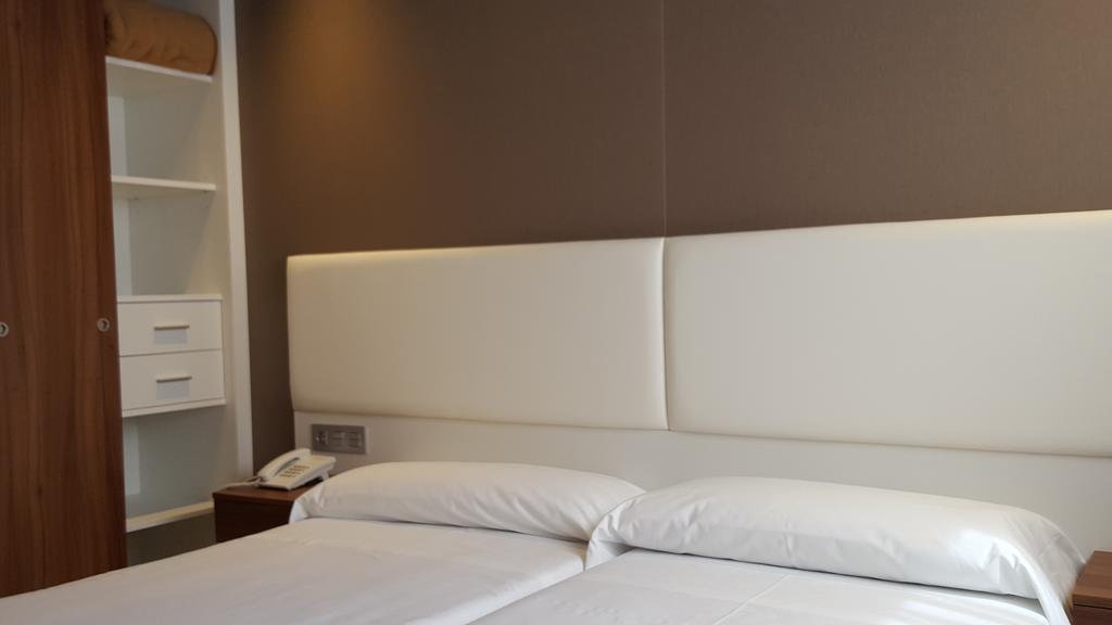 La De Roces Hotel