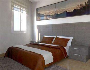 Amister Apartment *