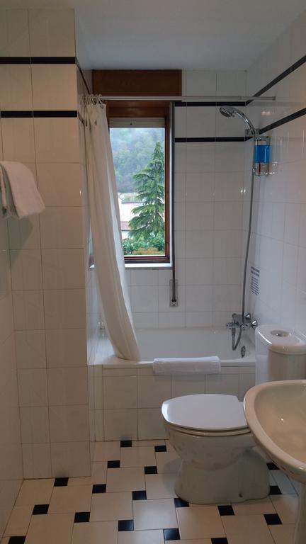 Pensión Monteverde 3*