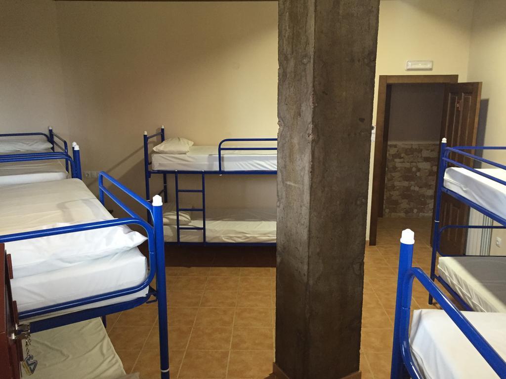 Santo Tomas De Canterbury Hostel *
