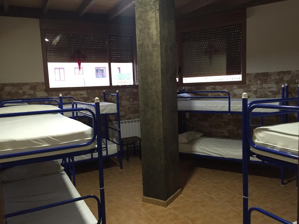 Santo Tomas De Canterbury Hostel