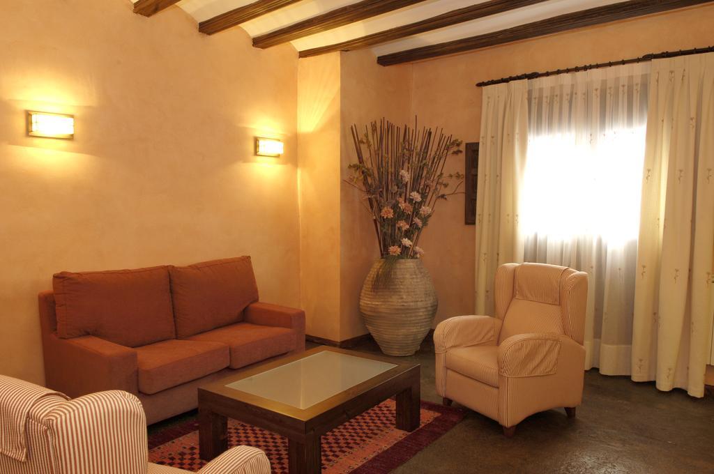 La Casona Del Solanar Country house *