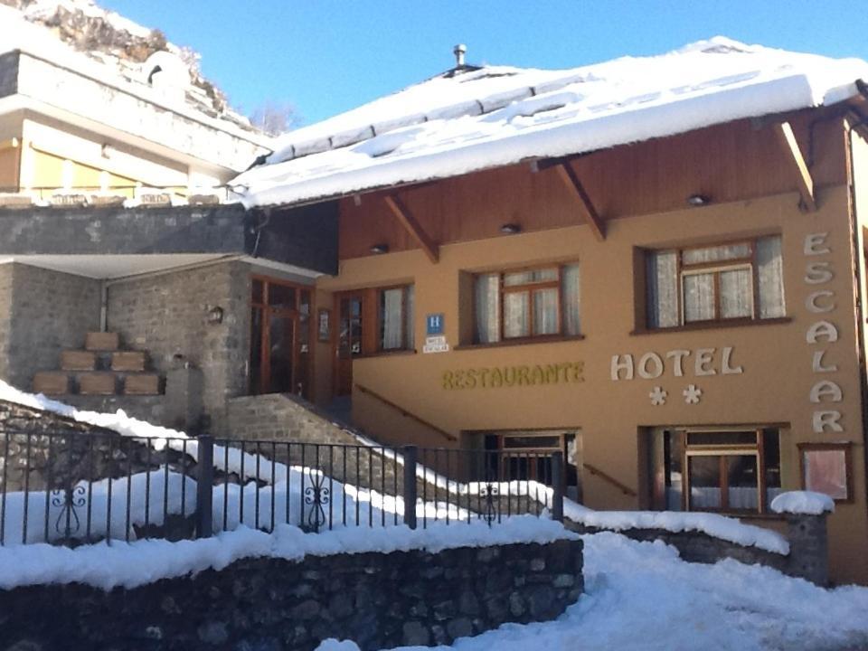 Escalar Hotel 2*