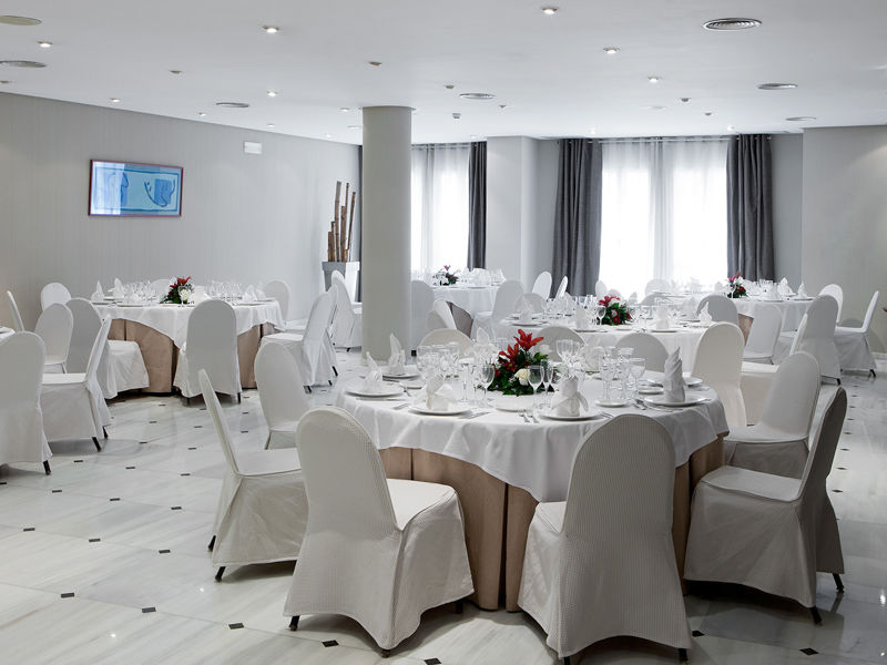 Urh Ciutat De Hotel 4*
