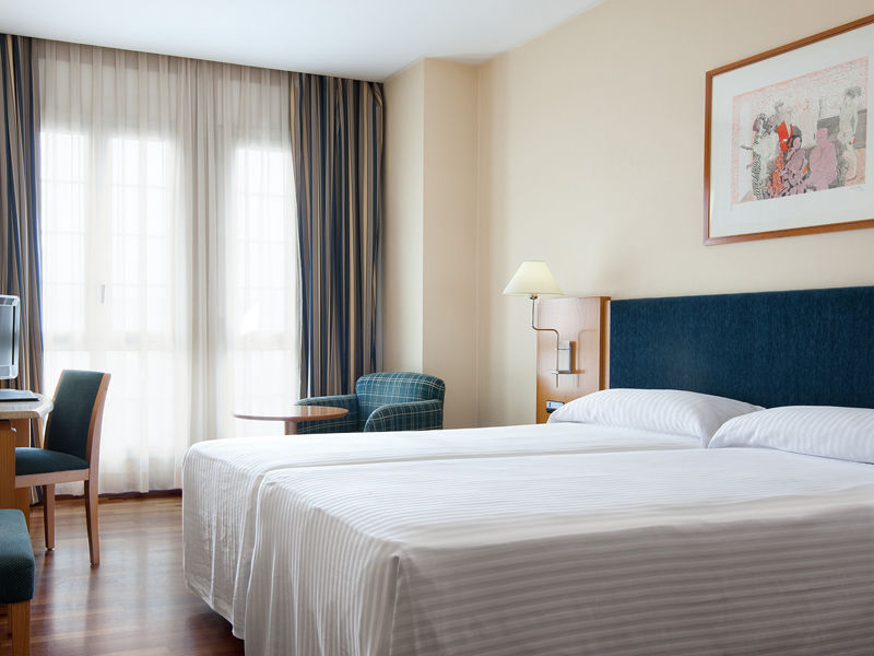 Urh Ciutat De Hotel
