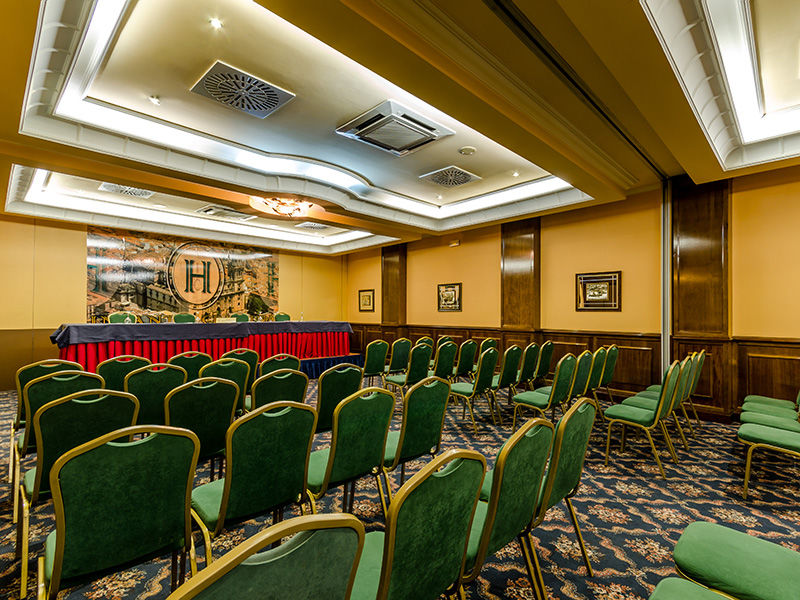 Hotel Infanta Cristina 4*