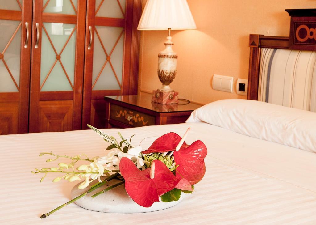 Apartamento Guadalpin Boutique
