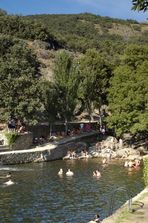 Casa rural Rural Arbequina, Piscina Climatizada Termal Balneario El Salugral A 12 Kilómetros, 5 Euros Por Persona *