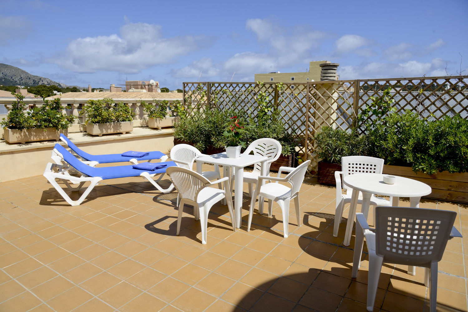 Amoros Hotel