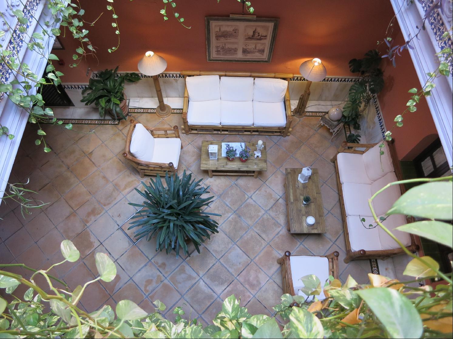 Hotel Patio De La Alameda 3*