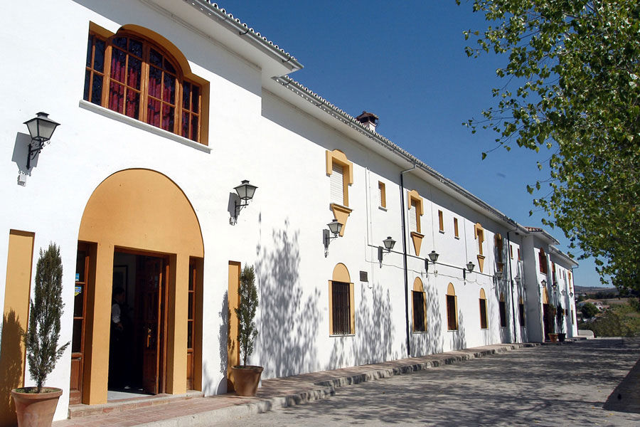 Tugasa El Almendral 2*